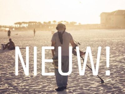 man met zoek nieuw